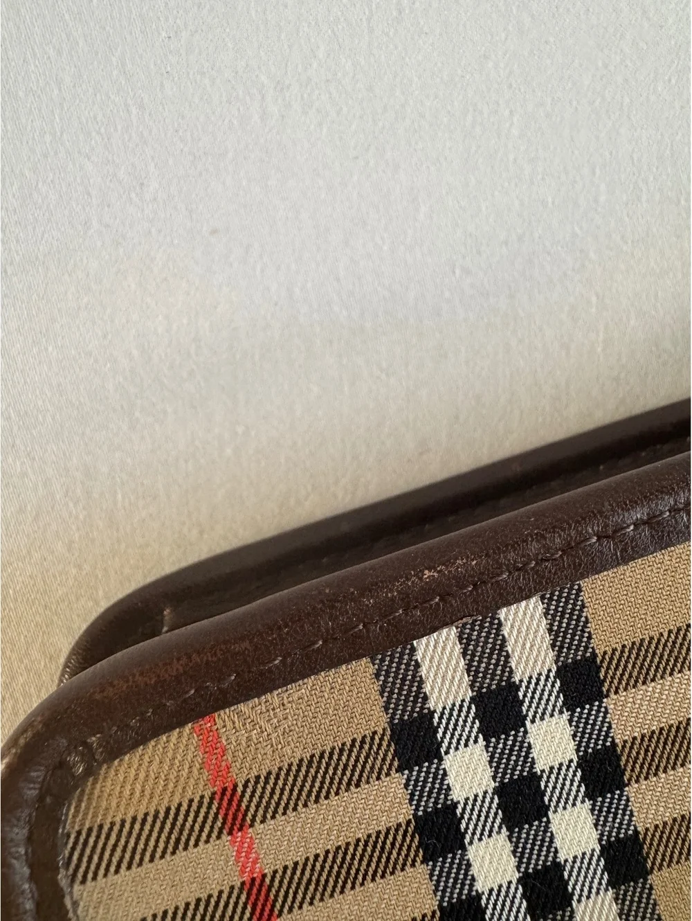 Authentic Vintage Burberrys Nova Check Pouch Brown Leather Entrupy COA